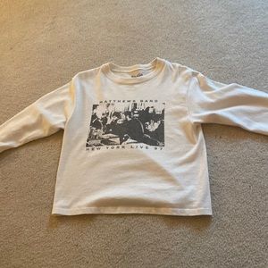 Super cute brandy Melville long sleeve shirt